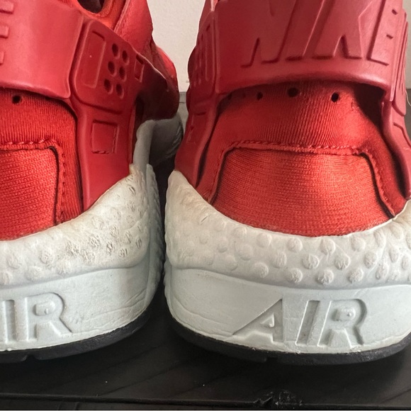 Used Womens Nike Air Huarache “Cinnamon” - Picture 7 of 10